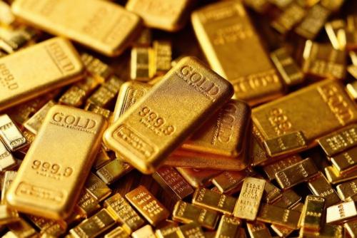 金の価格が上がり、保有していた金を売却した友人が「思ったより税金が高かった」と後悔。「NISAで金に投資していれば非課税だった」と言いますが、本当なのでしょうか?