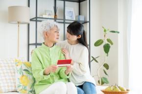 銀行から母に「10年以上利用がない口座」の連絡が。母は「自分のお金だから大丈夫」と言いますが、このまま放置すると預金を引き出せなくなるのでしょうか？