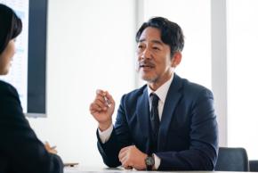 70代の父が「まだまだ現役で働きたい」と言っています。経営者には会社員のような“定年”はないのでしょうか？ 長く働くために必要なこととは