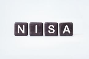 【新NISA】銀行で「月8万円・購入時手数料3%」で積み立て中、10月に“証券会社”に移そうとしたら「今年分はもう変えられません」と言われた! 手数料は「年2万9000円」なのに、来年まで待つしかないんですか?