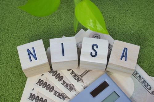 2023年に“旧NISA”で「100万円」投資しました。非課税保有期間が終わったら、そのまま“新NISA”の口座へ移管できますか?
