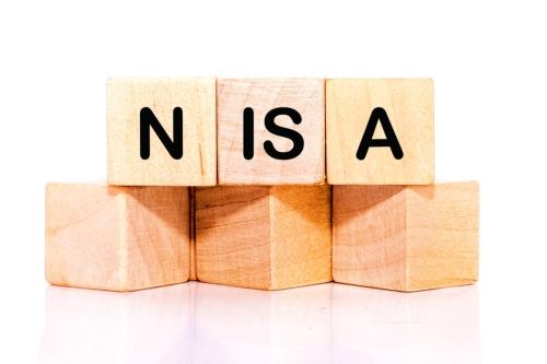 これから生まれてくる孫のために、NISAで積み立てをしてあげたいと思っています。毎月少しずつ積み立てて、将来まとめて渡す場合、贈与税はかかるのでしょうか?