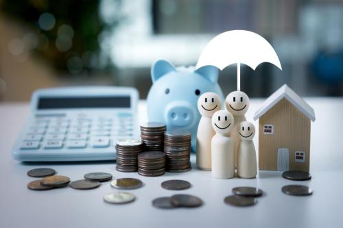 30代夫婦で貯金は「500万円」。子どもは2人欲しいと考えていますが、妻は「将来は私立大学まで行かせたい」と言います。今のうちにどこまで資金計画を立てておくべきでしょうか?