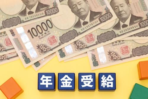 年金「月15万円」を70歳から「月21万3000円」に増やす予定が…“税金・社会保険料”の急増で、手取り「月16万5000円」にしかならない落とし穴! 繰り下げの意味はない? 81歳が損益分岐点になる理由