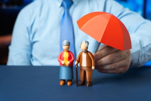 夫は自営業で、年収は1000万円ちょっとあります。ただ、退職金はなく、年金も月5万円ほど。収入は高くても老後が不安です。老後資金はいくらあれば安心でしょうか?