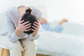 母の介護を私が一人でしていますが、兄は何も手伝ってくれません。それなのに「遺産は兄弟で平等に分けるべき」と言っています。介護をした側が多く相続することはできないのでしょうか？