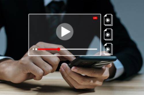 「1ヶ月無料」の動画配信サービスに登録した父。半年後、毎月「2000円」引き落とされていたことが発覚! 無料期間が終わってから一度も見ていないそうですが、支払った料金は返金してもらえるのでしょうか?