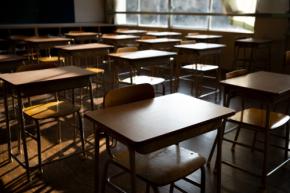 子どもが私立高校へ進学予定です。世帯年収は「1000万円」。妻は「今年から所得制限がなくなるなら授業料は無料だね」と喜んでいますが、本当に高校にかかる自己負担は「0円」になるのでしょうか？