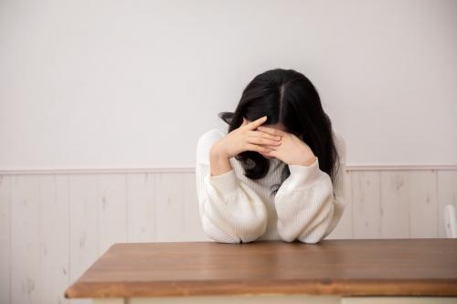 突然のケガで働けず「収入ゼロ」に…。今すぐ生活費が必要ですが、「生活保護」は申請してから何日くらいで受給できるのでしょうか?