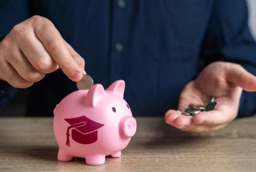 オルカンに「貯金100万円」投資したら、9月「90万円」に下がりショック! 今後“子どもの大学入学”までに回復しなければと不安ですが、やはり「学資保険が安心」ですか? 家計と“リスク許容度”の注意点