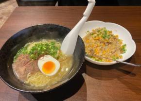 【糸島市・筑前前原】赤い暖簾が目印！ 牛テールチャーハンが主役の「糸島ちょい呑み処 まめっ太」【ガジェ通糸島編集部】
