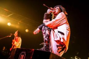 黒夢がツアー「CORKSCREW 2025 追加公演」の開催を発表