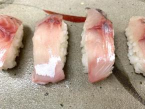 このお寿司めっちゃ美味しそうやん？ コレほぼ0円で食えるんだぜ？ なぜなら…… 【ダンベ救出大作戦/未利用魚/コバンアジ】