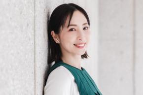 真飛聖インタビュー 新国立劇場『ガールズ&ボーイズ』で一人芝居に初挑戦「幸せな時間になるんじゃないかなと感じています」