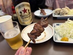 老舗焼き鳥屋でサッポロラガービールを堪能！ 吉祥寺「いせや総本店」に行ってみた