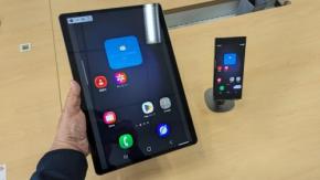 スマホやPCを大画面のタッチインタフェースで利用可能にするSSE技術を採用　14型ワイヤレススマートディスプレイ「Elucida」を発売