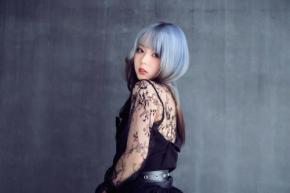 上田桃夏 プライベートレーベルから2カ月連続リリース! 実験的な要素を詰め込んだ、対極にある2曲が話題。新ヴィジュアルも本日公開
