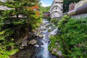 【長野県】渓流を望む絶景露天風呂！あえて観光しない避暑旅「蓼科グランドホテル滝の湯」