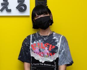 「同じ写真を見て、二人同時に、同じ反応をする」霊の時間軸も視る霊能者Miyoshiが語る写真展示/渋谷『視える人には見える展』「会期の後半は気が醸されて密度が変わるのを感じてほしい」