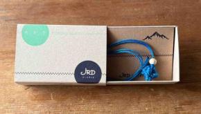 JRD by JARLDがレース作家に別注した、特製ネックレスが完成。パラコードの魅力高めた意欲作。