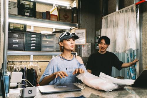 世田谷・松蔭神社のフリッジの店長米沢さん