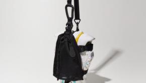 収納も持ち運びも考え抜かれた、グッドアイデアのシューズホルダー。スポーツからキャンプまで活躍！