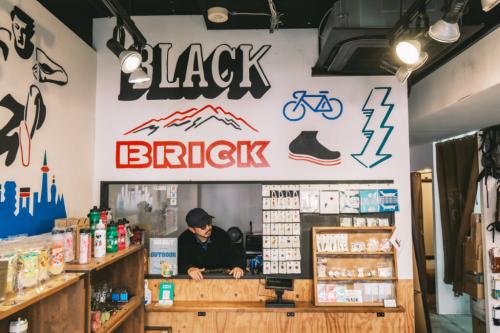 吉祥寺の「BLACK BRICK」