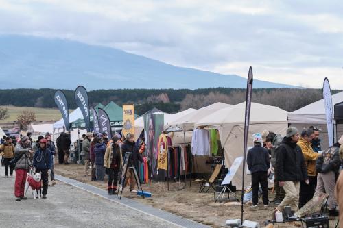 GO OUT CAMP 冬 2025「ブランドアベニュー」や「マーケットヴィレッジ」