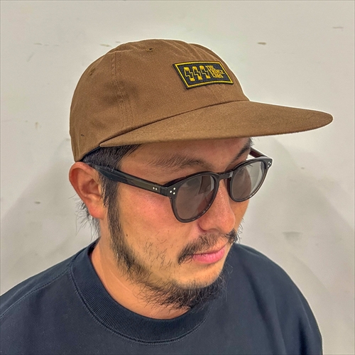 THE TRIPLE LEGS LOGO PATCH LONG BILL CAP