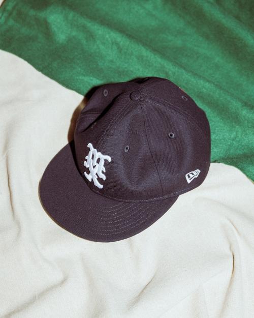 NEW ERA×©SAINT MxxxxxxのCAP