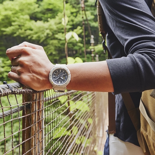 [カシオ] 腕時計 プロトレック ハイカーライン Bluetoothソーラー PRJ-B001-7JF メンズ オフホワイト