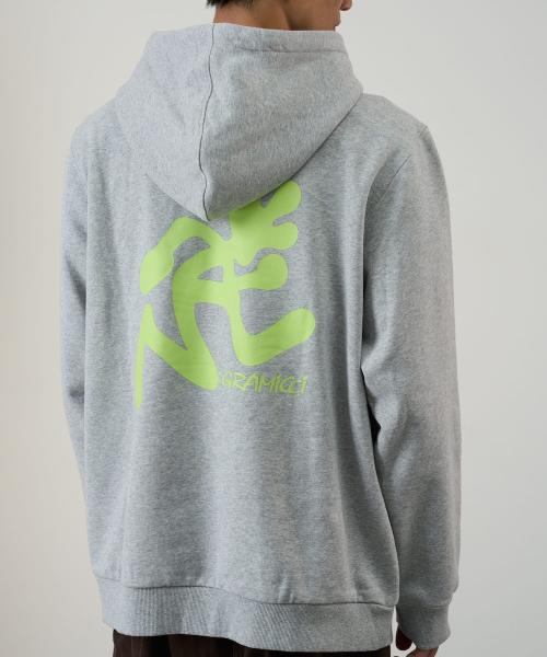 GramicciのHOODED SWEATSHIRT