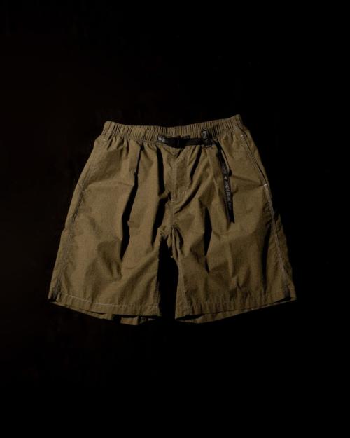 and wander × Gramicci コラボショーツ