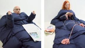エムズの袖付き羽毛布団は、日常でも外遊びでも寒さ知らずに活躍!