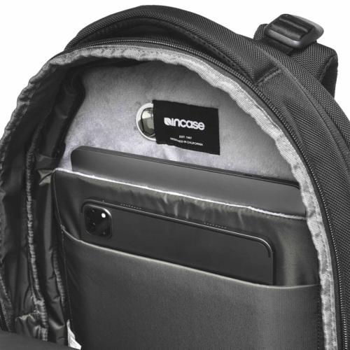 Tracks Expansion Backpackのメインコンパートメント
