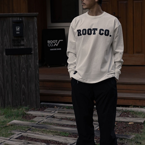 PLAY UTILITY BACK POCKET Long Sleeve Logo T-Shirts