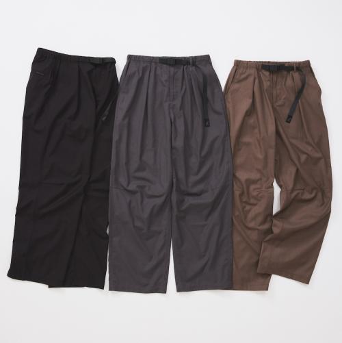 Gramicci×JOURNAL STANDARDのストレート タック スラックス