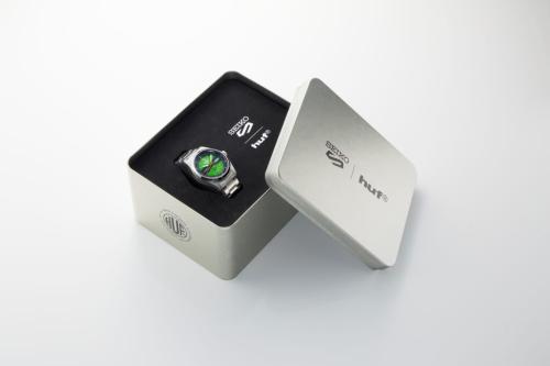 Seiko 5 Sports HUF Limited Edition ステンレスボックス