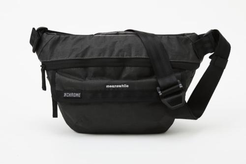 CHROME×meanswhileのメッセンジャーバッグ