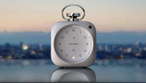 バルミューダの新作「The Clock」は、伝統美と現代テクノロジーが融合。