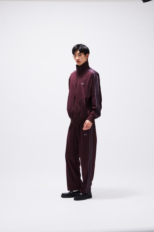 JOURNAL STANDARD×adidas OriginalsのTRACK SUITS