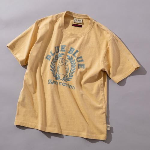 gym master × BLUE BLUE ピグメントカレッジTシャツ