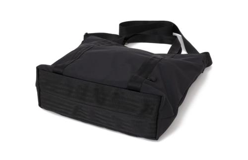 AQUA defense(TM) 2WAYショルダーバッグ、ボトム部分（ブラックカラー）