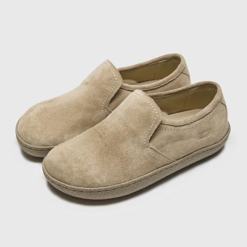 SUICOKEのPOWN SLIP ON
