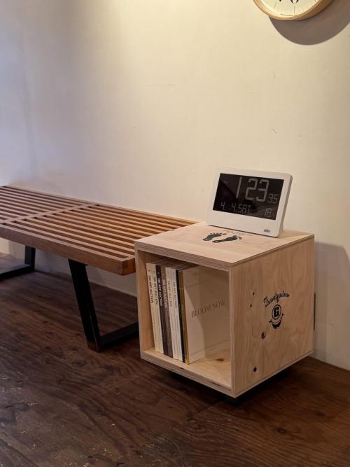 Plywood Cube w/Caster