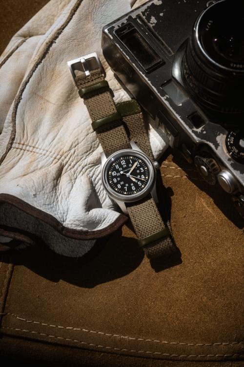 カーキ フィールド メカ 36mm ジャパン エディションイメージ