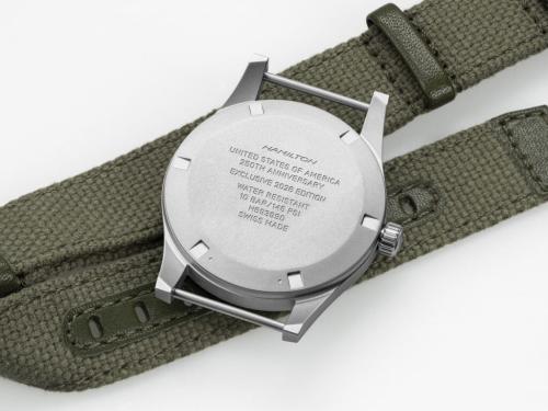 カーキ フィールド メカ 36mm ジャパン エディション裏蓋と固定式バー