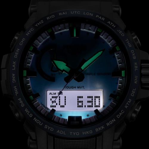 PRO TREK　PRW-61D　夜