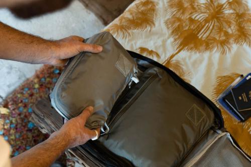 EVERGOODS「TRANSIT PACKING CUBE 4L」