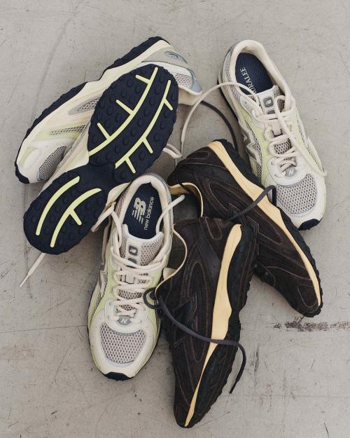 AURALEE × New Balance 204L